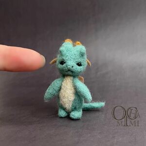 Art hand Auction Thumb Dragon Dragon Wool Felt Handmade Ochamimi Western Dragon Doll Dragon Miniature, toy, game, stuffed toy, Wool felt