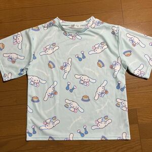 シナモロール　 半袖Tシャツ　サンリオ