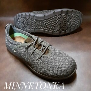 最値!新品!定15400円!希少旧モデル!アーカイブデザイン!ミネトンカ(MINNETONKA)高級スニーカー!マーブルブラウン!茶色 サイズ表記9M 27cm