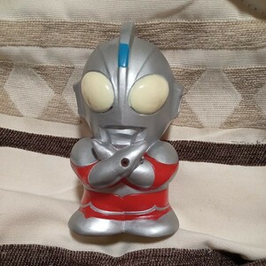 ウルトラマンネオス　みずでっぴゅー　バンダイ