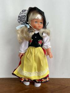 ヨーロッパ ヴィンテージ ドール 人形 民族 衣装 オランダ ラバー 未使用・美品 25cm