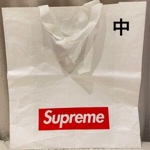 supreme ショッパー 中