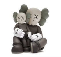 KAWS Holiday Changbai Mountain Vinyl Figure Brown_画像3