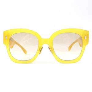 美品△FENDI フェンディ FF0458 Square Sunglasses ロゴ入り アイウェア サングラス イエロー系 52□23 150 ケース付き 伊製 レディース