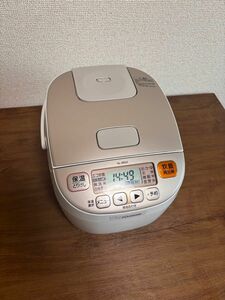 極め炊き マイコン炊飯ジャー 象印 ZOJIRUSHI NLBB05AM 2021年製　説明書付き　3合