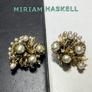 ◆ミリアムハスケル：扇型にパールを配した丸花のイヤリング：ヴィンテージコスチュームジュエリー：Miriam Haskell