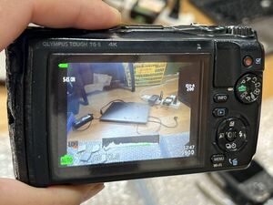 Olypum Touch TG-5 4K デジタルカメラ バッテリー付き　動作品　(FB-NH8)