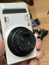 CASIO カシオ　EXILIM 　デジタルカメラ EX-ZR100 バッテリー付き　動作品 本体綺麗　(FB-NH8)_画像4