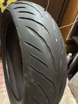 中古MCタイヤ 2023年製造 BRIDGESTONE BATTLAX T32 180/55ZR17 ブリヂストン バトラックス スポーツツーリング 180 55 17 0723 A3061_画像5