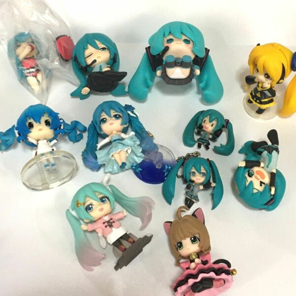 初音ミク　フィギュア　10個以上　まとめ　セット　ねんどろいど あそーと　カードキャプターさくら　ジャンク　グッズ