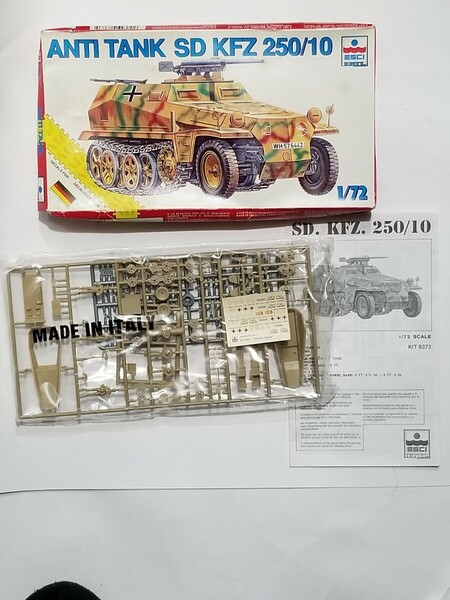 エッシー(ESCI)/プラモデル/ANTI TANK SD KFZ 250/10/1/72/イタリア製/ITALY/戦車/アンティタンク/輸入/田宮/タミヤ