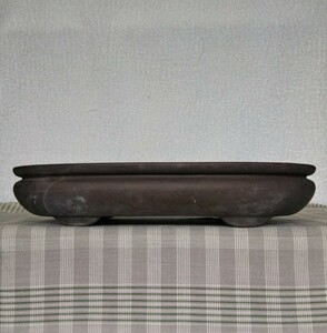 [水車]。山秋造印落款の楕円形の鉢です。No.703。日本鉢。