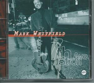 　7th Ave.Stroll/MARK WHITFIELD　