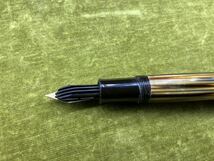 万年筆 ペリカン PELIKAN 400 ペン先 585 K14 ヴィンテージ 吸引式 難あり_画像6