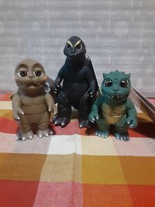 ゴジラくん・ミニラ・リトル　 ムービーモンスターシリーズ 怪獣人形劇ゴジばん　 BANDAI ソフビ ②