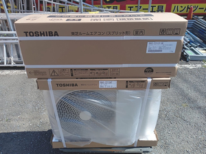 【佐川 飛脚ラージ 140 180サイズ 2個口】未使用品 TOSHIBA 東芝 ルームエアコン 主に6畳用 単相100V R32 RAS-2213T(W)/RAS-2213AT ①