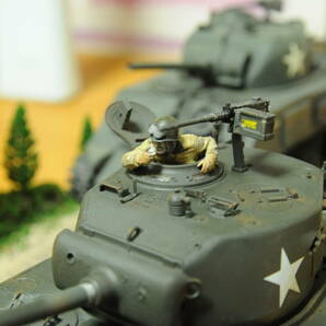 【完成品】ジオラマ タミヤ TAMIYA 1/35 アメリカ M4 シャーマン 戦車 プラモデル 第二次大戦 ミリタリー スケールモデル フューリーの画像10