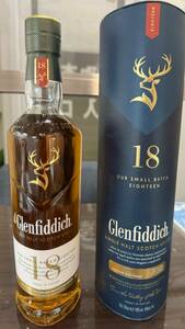 【未開栓】Glenfiddich　グレンフィデック　１８年　スコッチウイスキー　７００ml　40％