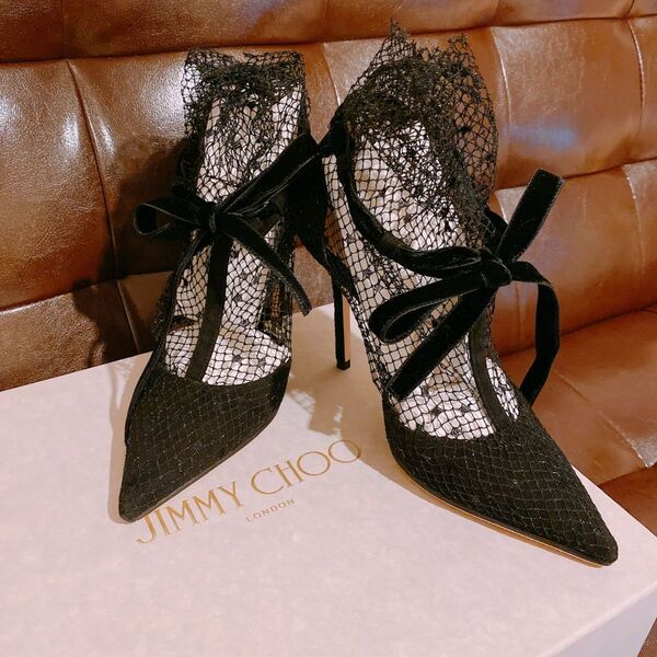 Jimmy choo レースアップパンプス　23