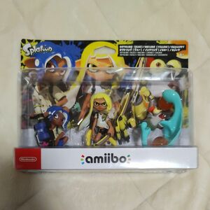 amiibo トリプルセット[インクリング【イエロー】／オクトリング【ブルー】／コジャケ]（スプラトゥーンシリーズ）