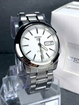 新品 SEIKO セイコー 正規品 腕時計 SEIKO5 セイコー5 オートマチック 自動巻き 防水 アナログ カレンダー ステンレス ホワイト プレゼント_画像2
