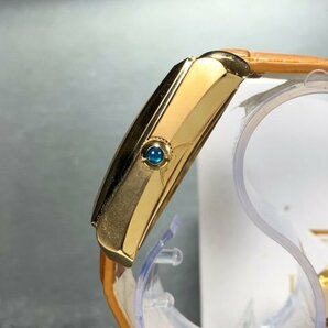 新品 正規品 ドミニク DOMINIC 自動巻き 腕時計 オートマティック スクエア レザーベルト キャメル ゴールド ドラゴン メンズ プレゼントの画像5