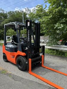 Toyota（TOYOTA）　forklift　1.5t Type02-7FGL15 オートマ　ガソリン　アワMeter1532h サイドシフトincluded！