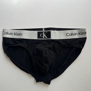 Calvin klein カルバンクライン メンズビキニ　M(S) ブラック　黒　ビキニブリーフ　メンズブリーフ　メンズインナー　男性ビキニ　下着