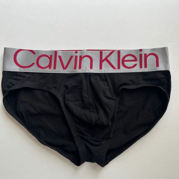 Calvin klein カルバンクライン メンズビキニ　M(S) ブラック　黒ブリーフ　ビキニブリーフ　メンズインナーウエア　コットンストレッチ