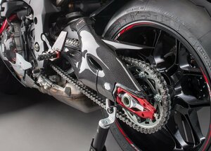 【国内在庫】LighTech ライテック ドライカーボン チェーンカバー 艶あり YAMAHA MT-10 '16-21 / YZF-R1 / M '15-22 ヤマハ ★