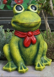 Art hand Auction Made in Portugal, imported goods, frog, ornament, object, pompous frog, red, necktie, lucky charm, lucky item, garden, handmade, PTO-530G, Interior accessories, ornament, Western style