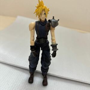 ファイナルファンタジー7 クラウド・ストライフ プレイアーツ FF7 フィギュア