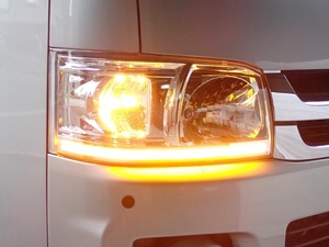 ハイエース 200系 ヘッドライト クローム LEDバー シーケンシャルウインカー 流れる 純正レベライザー対応 1型 2型 標準 ワイド レジアス