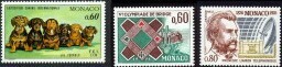 モナコ公国『各種記念(３種)』１９７６年 ５月３日発行 (未使用切手)