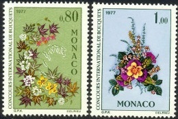 モナコ公国『生花ショー(２種)』１９７６年１１月９日発行 (未使用切手)