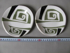 ◆Toyoto」銘・古い「斬新デザイン皿」2枚