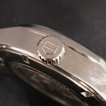 タグホイヤー カレラ デイデイト 自動巻 腕時計 WAR201A.BA0723 稼働品 メンズ 黒文字盤 付属品あり TAG HEUER_画像4