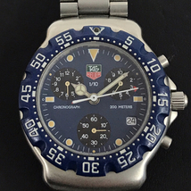 タグホイヤー フォーミュラ 1 デイト クロノグラフ 腕時計 CA1210-R0 ボーイズサイズ ブルー文字盤 付属品あり_画像2
