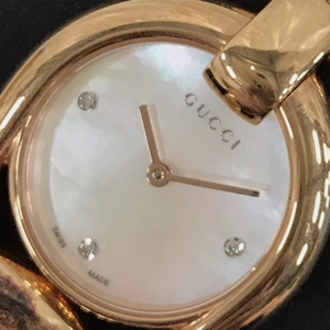 グッチ 3P ダイヤモンド シェル文字盤 クォーツ 腕時計 139.5 未稼働品 レディース ファッション小物 GUCCI
