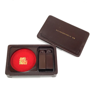  gold stone seal . dragon design cover attaching case / vermilion inkpad / seal stock length 1.7cm× width 1.8cm× height 5.7cm set preservation box attaching present condition goods QD054-4