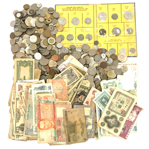 1 jpy China . angle . Japan 10 sen coin . jpy . America 25 cent coin etc. old coin money note large amount summarize set gross weight approximately 6.2kg