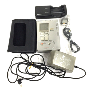 1 jpy SONY TCD-D100 DAT WALKMAN Walkman audio equipment electrification verification settled C052221