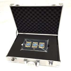  beautiful goods Yugioh 25th Anniversary Edition Ultimate Kaiba Set sea horse set attache case 