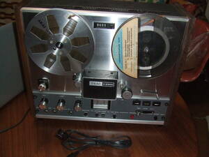 TEAC made * open reel deck *A-2300* reel attaching 