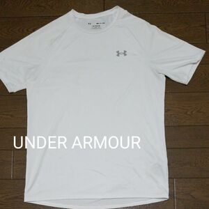 UNDER ARMOUR ワンポイントロゴスポーツTシャツ　白系　SM/P/CH U-2406