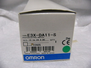 ★新品★ OMRON E3X-A11-S 2m ファイバセンサアンプ 複数有 