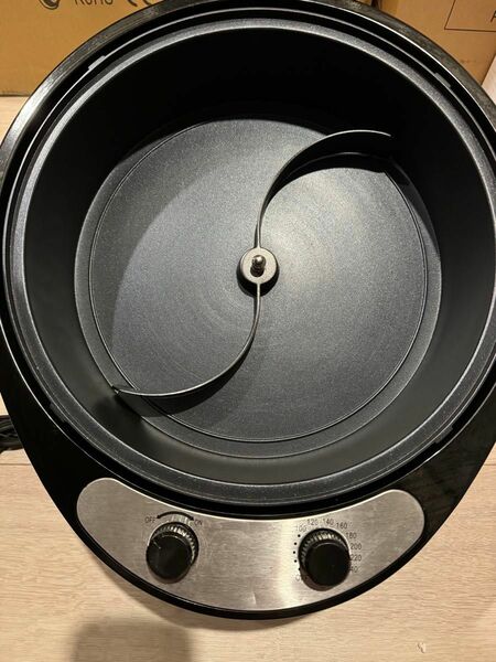 コーヒーロースター 電動 コーヒー焙煎機 自動攪拌 軽量 家庭用 かくはん機 温度調節可能[0~240℃] 