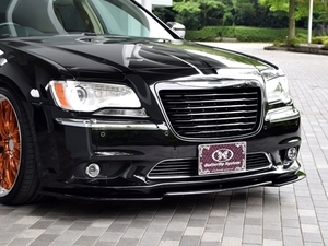 「バタフライシステム/GLANZ」CHRYSLER 300&300SRT8(LX36)前期用フロントフラップスポイラー