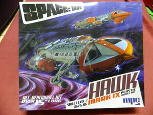 ★ｍｐｃ（プラッツ）１：４８【スペース１９９９　ホーク　マークⅣ　ＳＰＡＣＥ：１９９９　ＨＡＷＫ　ＭＡＲＫⅣ】未開封未組み立て品