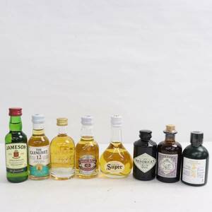 [8 pcs set ] alcohol miniature bottle all sorts ( Chivas Reagal 12 year 40% 50ml etc. ) ceramics ( weight 127g)U24D260008